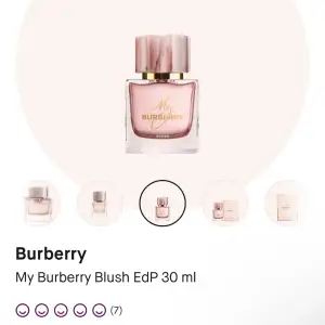 En god burburry parfym, näst intill oanvänd! Endast sprutats några gånger.    Parfymen är 30 ml EDP och nypris är 880