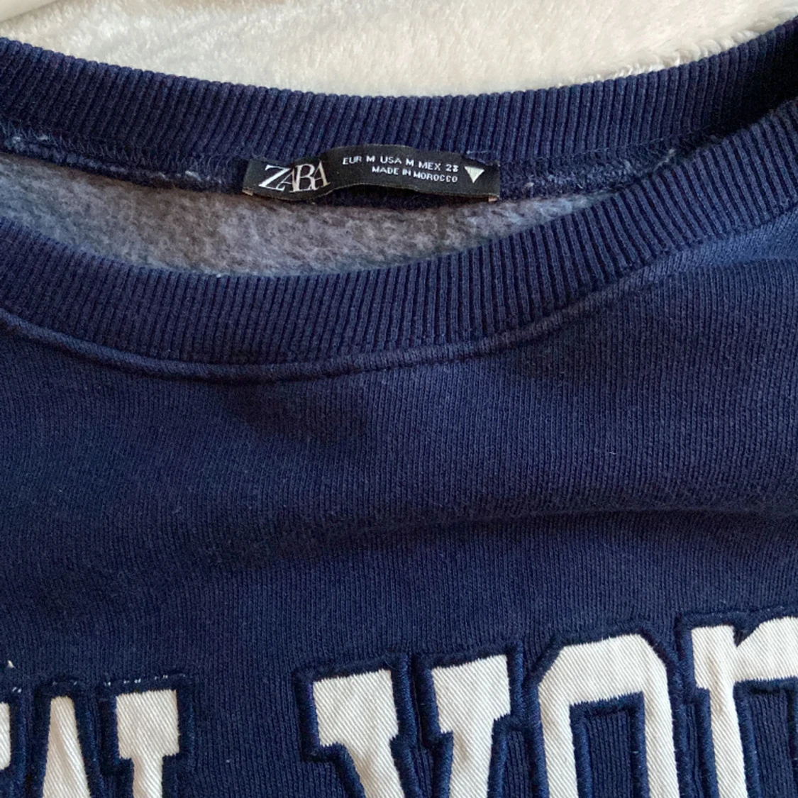 Zara sweatshirt - 90