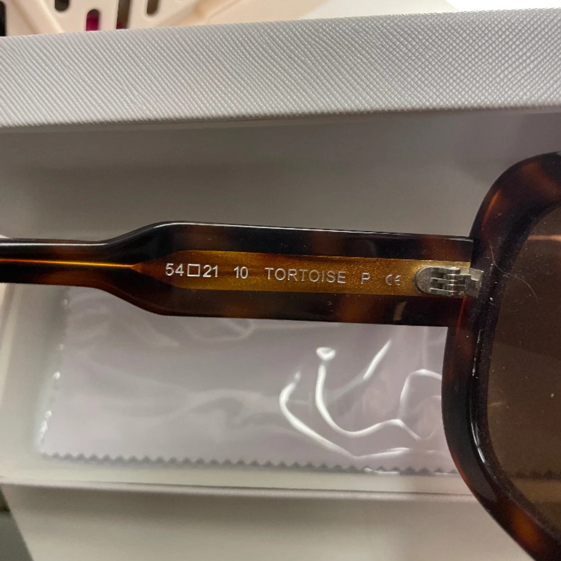 Chimi solglasögon  - 90