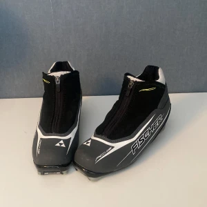 Pjäxor - Pjäxor för längdskidor med råttefälla bindningar!