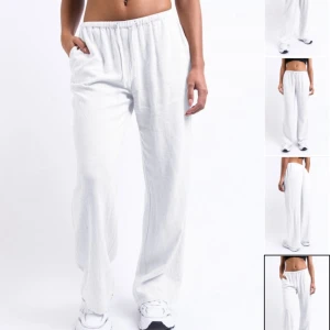 Jättefina linnebyxor från madladyy - Dessa super fina vita linnebyxorna är i perfekt skick eftersom de aldrig varit använda men har inte lappen kvar, de är i storlek s regular men passar även xs. Hör av er om ni har mer frågor!! De kostar ursprungligen 649kr, priset kan diskuteras