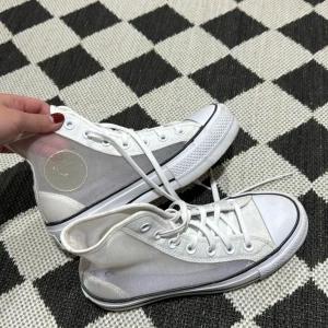 Converse skor - Ny skick! Köparen står för frakten!