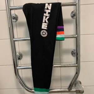 Träningstights - Storlek S 