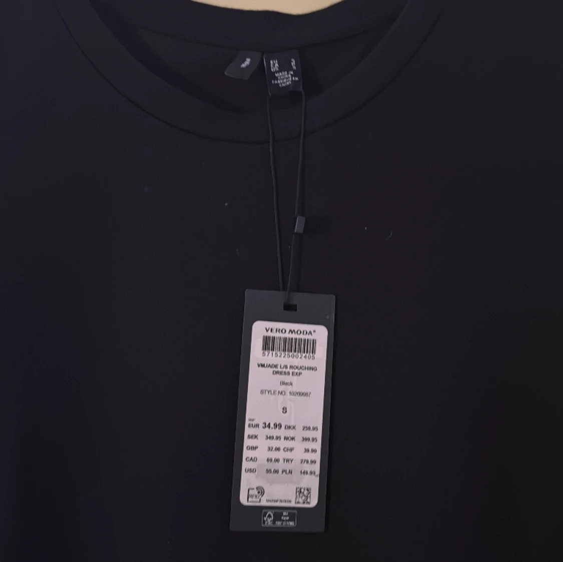 Svart klänning  - 91