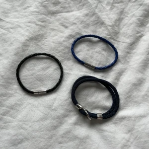 Armband 3x - Tja, säljer nu detta 3 pack med stilrena och trendiga armband! || Helt nya! || Pris: 299kr || Skriv vid funderingar!