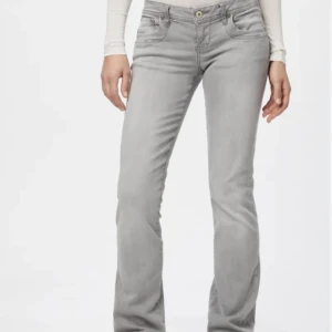 Ltb valerie jeans - Säljer dessa ltb valerie jeans, säljer då de är förstora❤️ pris kan diskuteras 