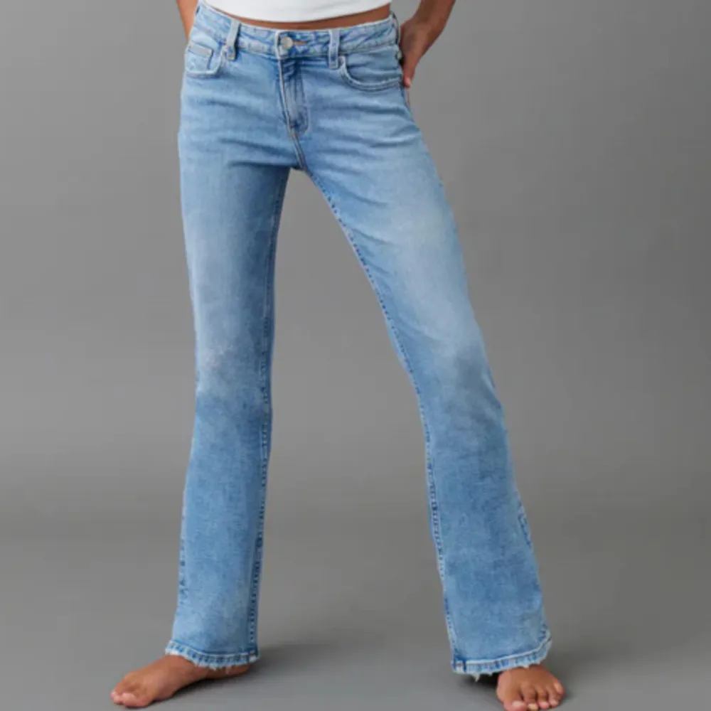 Som nya använda 2-3 ggr! Köpta för 300kr och finns nu bara att köpa i få butiker.. Jeans & Byxor.
