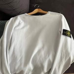 Originell Stone Island tröja. Storlek Small.   Hör  