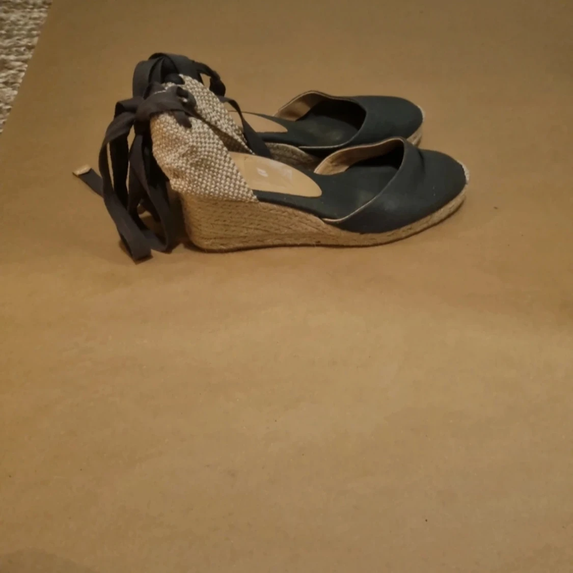  Castañer Espandrilles kilklack i storlek 39 - 90