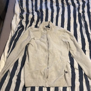 Indicode tröja  - Bra skick 