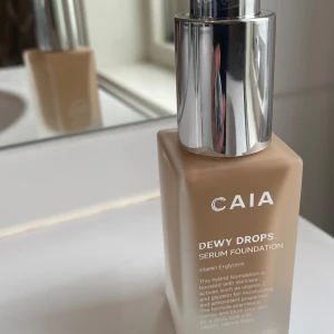 Caia dewy drops w20 - Köpt fel färg, använd en gång.. se kvittodatum! 