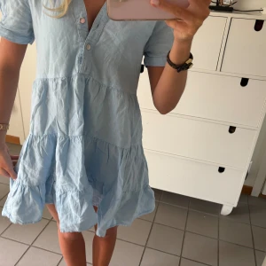 Zara klänning  - Super fin, nästan aldrig använd