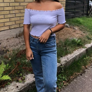 Jeans Zara - Klippta till min längd 153 cm. Katt finns i hemmet. Bra skick.