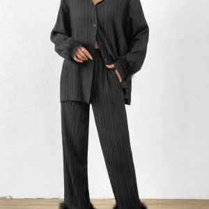 Set  - Ett set från Shein. Använd 1 gång. Kommer ej till användning. I väldigt fint skick. Nypris 329kr. Mitt pris 150kr. 