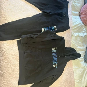 Hoodrich hoodie och byxor  - Använder dom inte Drf så ska jag sälja dom 
