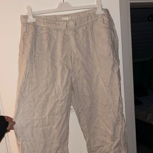 Linnebyxor - Minnesböcker från arket. Oanvända 😊