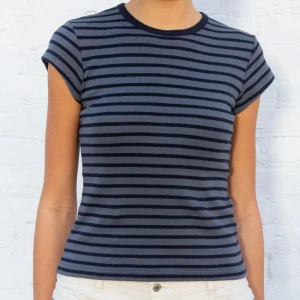 T-shirt Brandy Melville - Köparen betalar frakten 💓