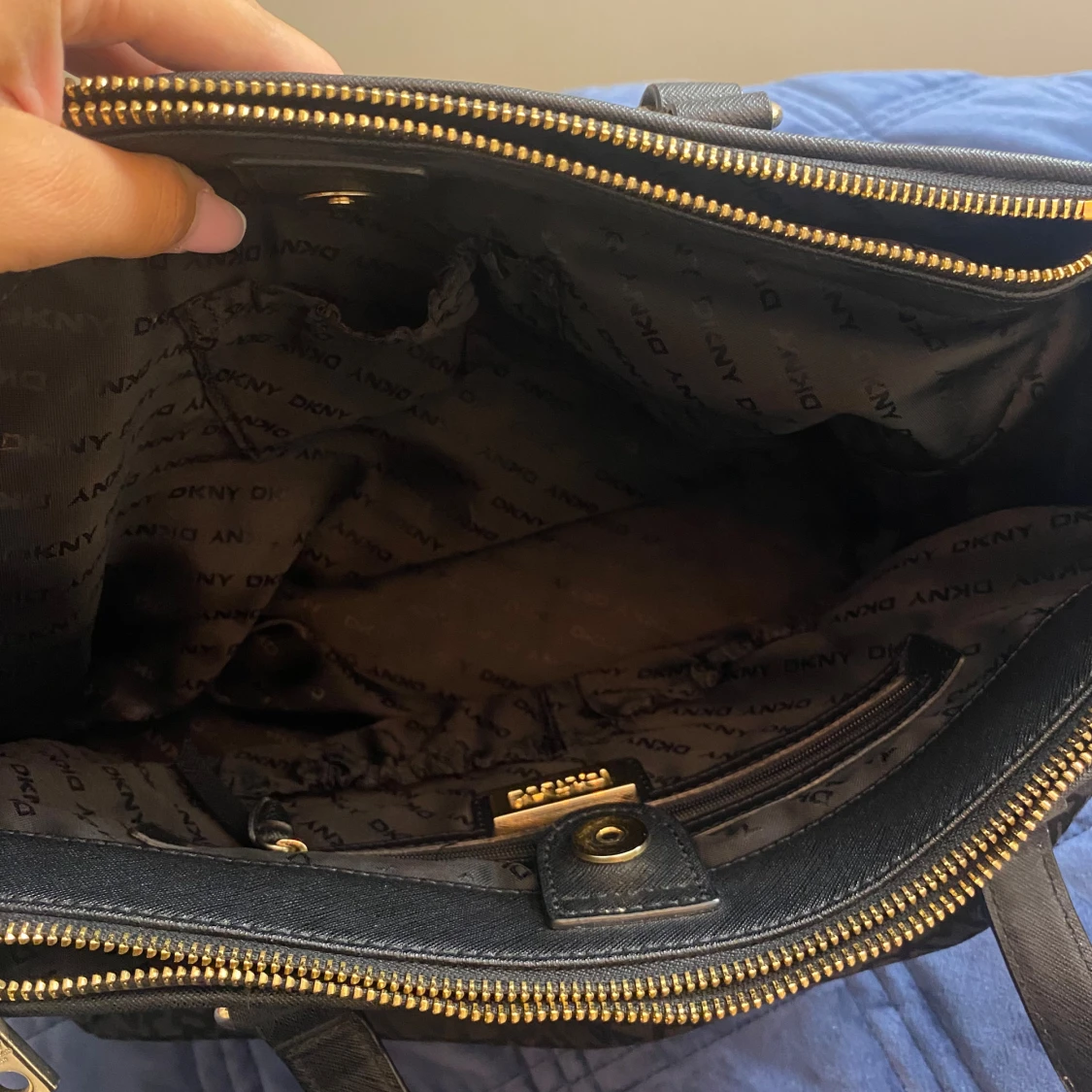 DKNY- handväska - 93