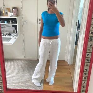 Snygg tröja utan rygg - Jätte fin gullig tröja 