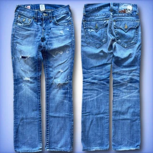 True Religion jeans - Ett par jätte fina True religion jeans, hör av dig ifall du vill se defekter eller har frågor!😊