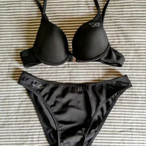 Snygg bikini set - Stl XS/34. Den är helt ny, säljes pga fel stl. 