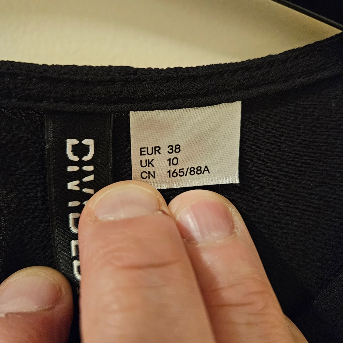 Svart klänning  - 91