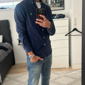 Ralph lauren skjorta  - Nyskick säljer för jag inte använder den!!