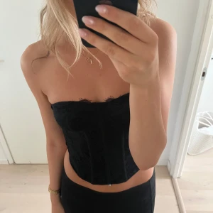 Spets korsett - Spets korsett från hm🤩