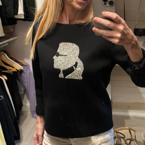 Sweatshirt Karl Lagerfeld  - Nyskick med strass monogram 
