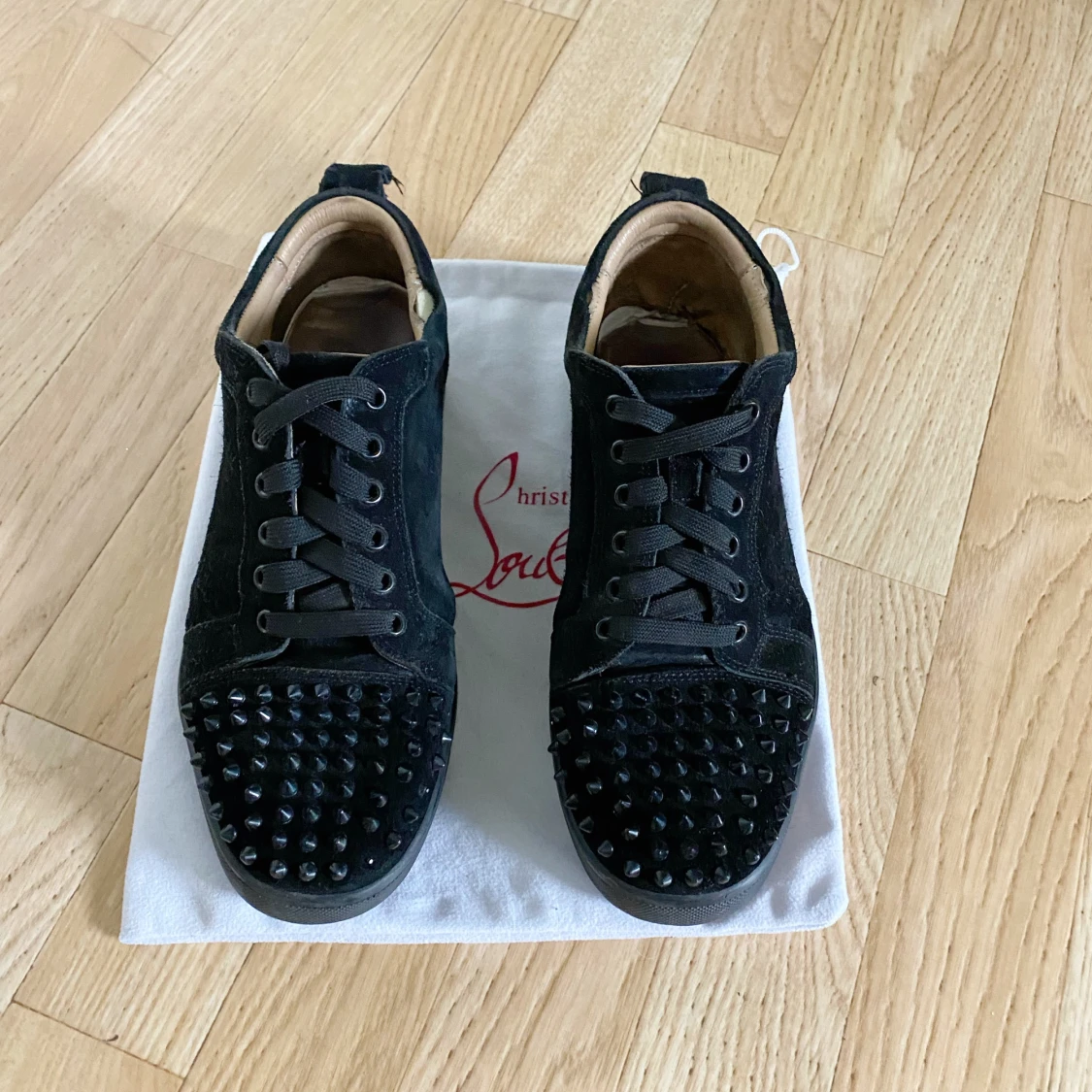 Louboutin - 90