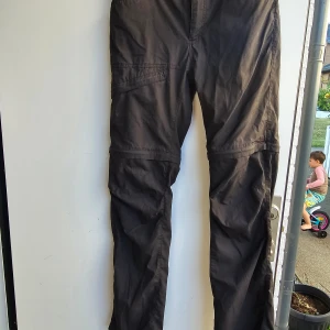 Fjällräven daloa shade zip-off trousers w - Fina fjällräven byxor använt i bland 