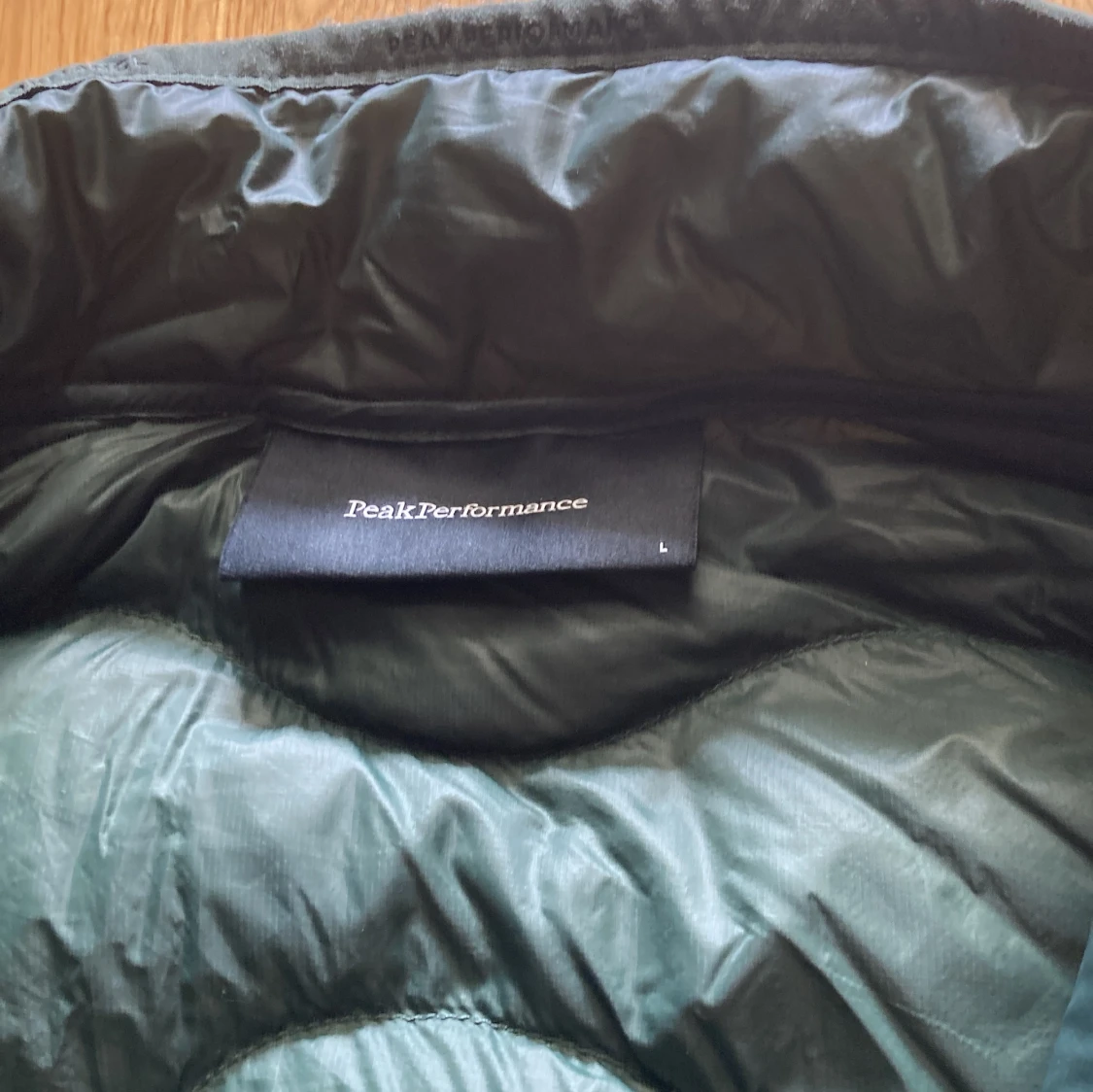 Peak performance väst  - 91