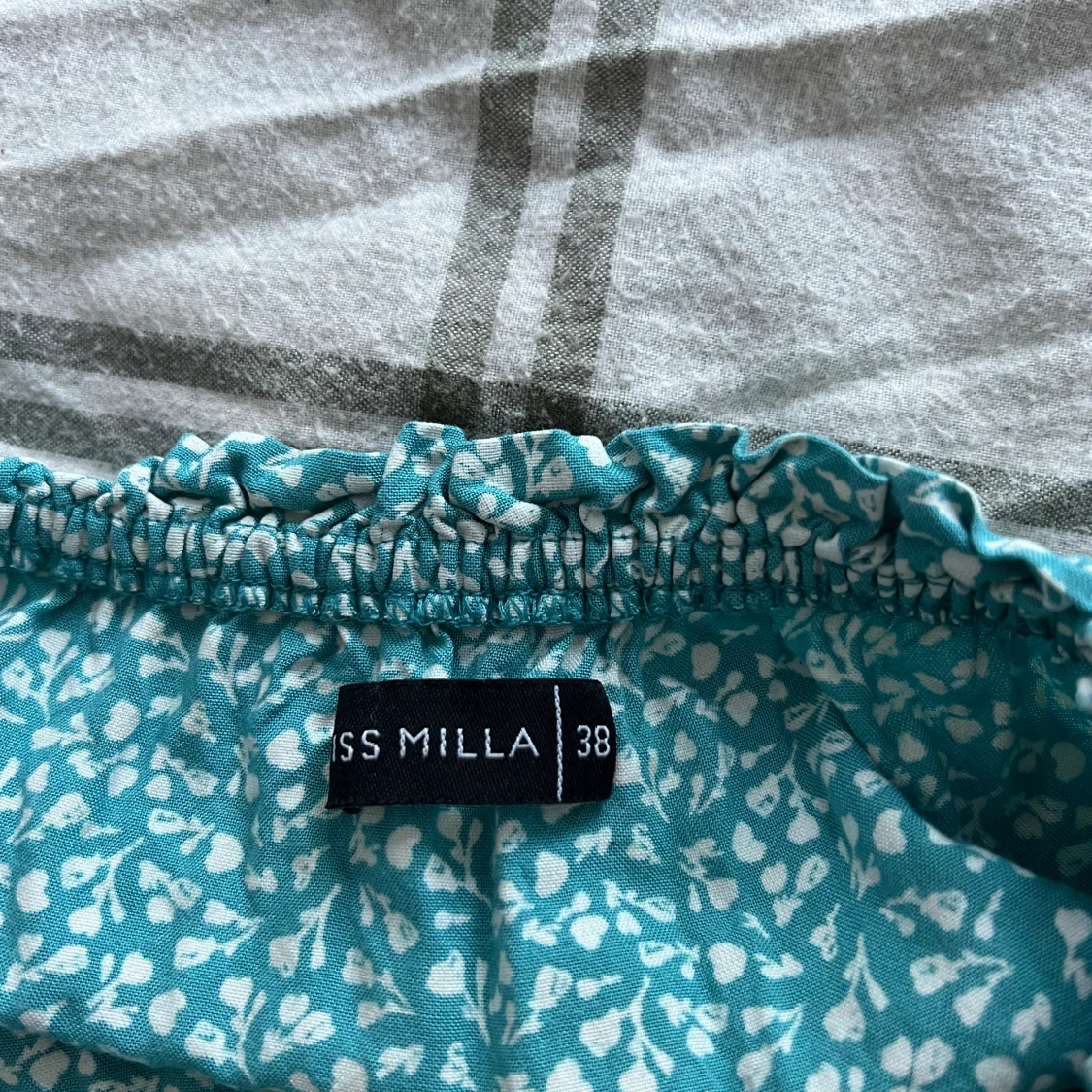 Blommig klänning - 90