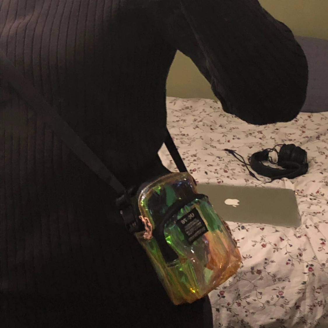 Urbanoutfitters väska - 92