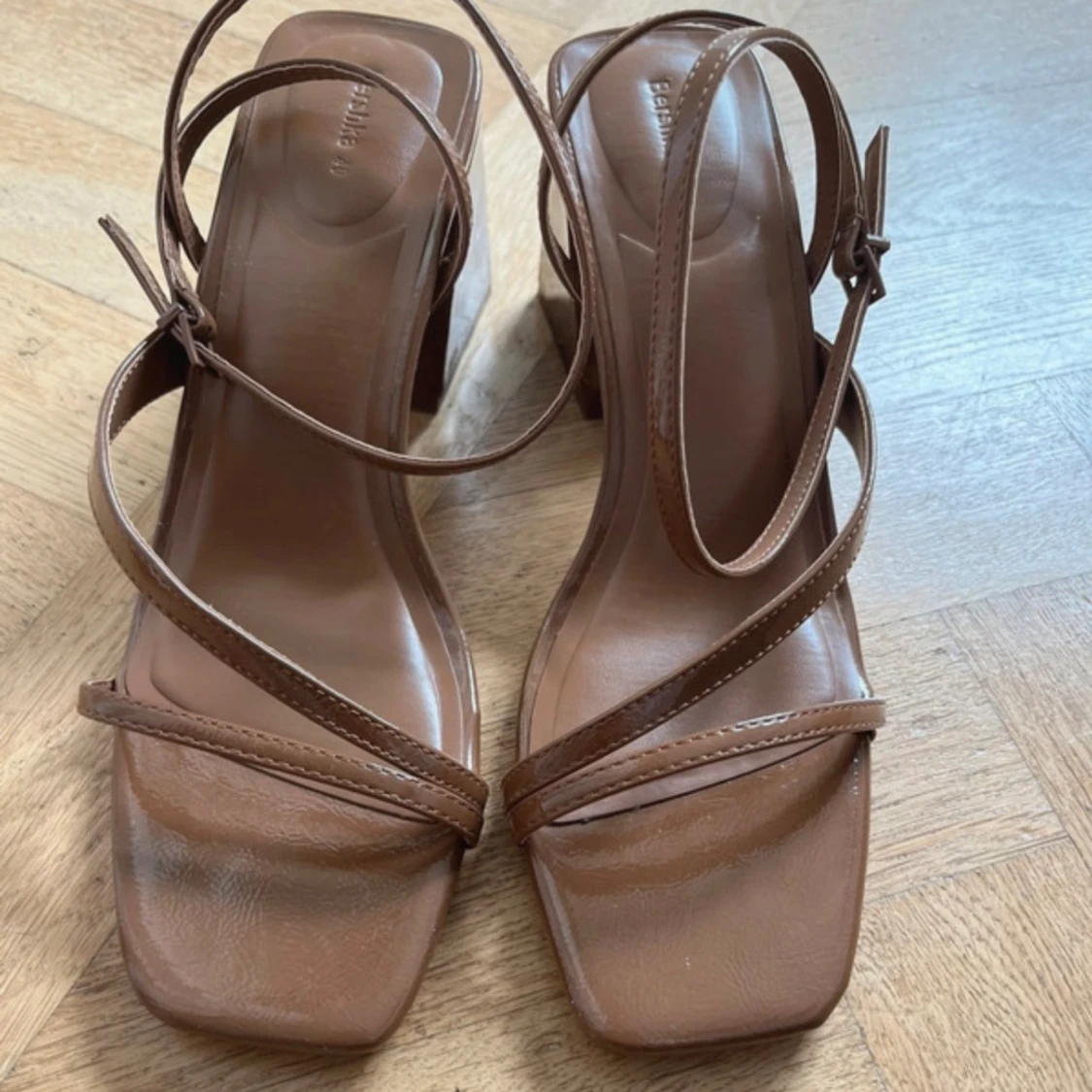 Snygga klackar  - 90