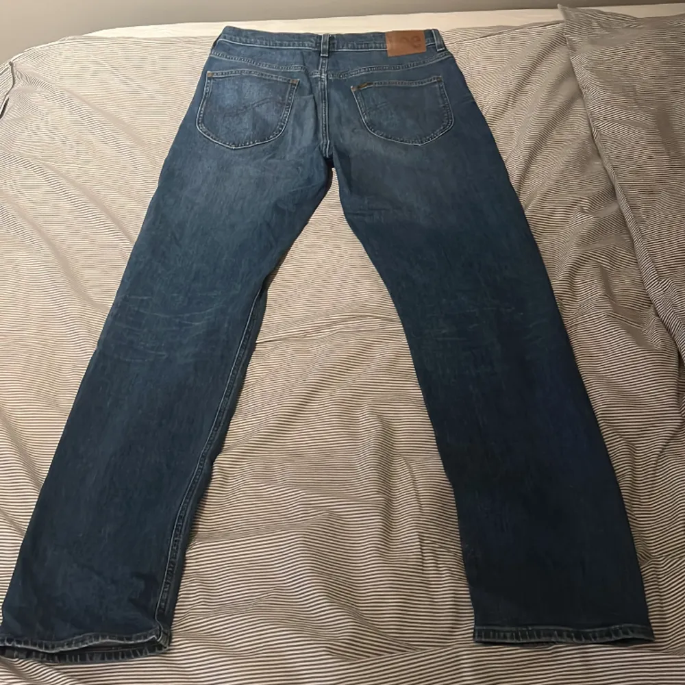 Lee jeans i storlek W32 L34. Jeans & Byxor.