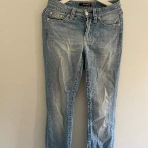 Lågmidjade jeans