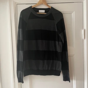 Randig tröja - En randig tröja! Toppenbra