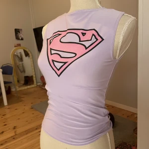 Superwomen topp - Söt topp fr 90-talet