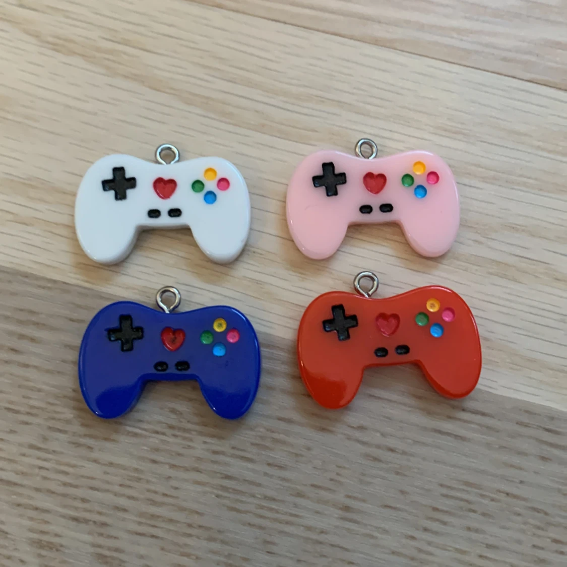 Speldos berlocker - 90