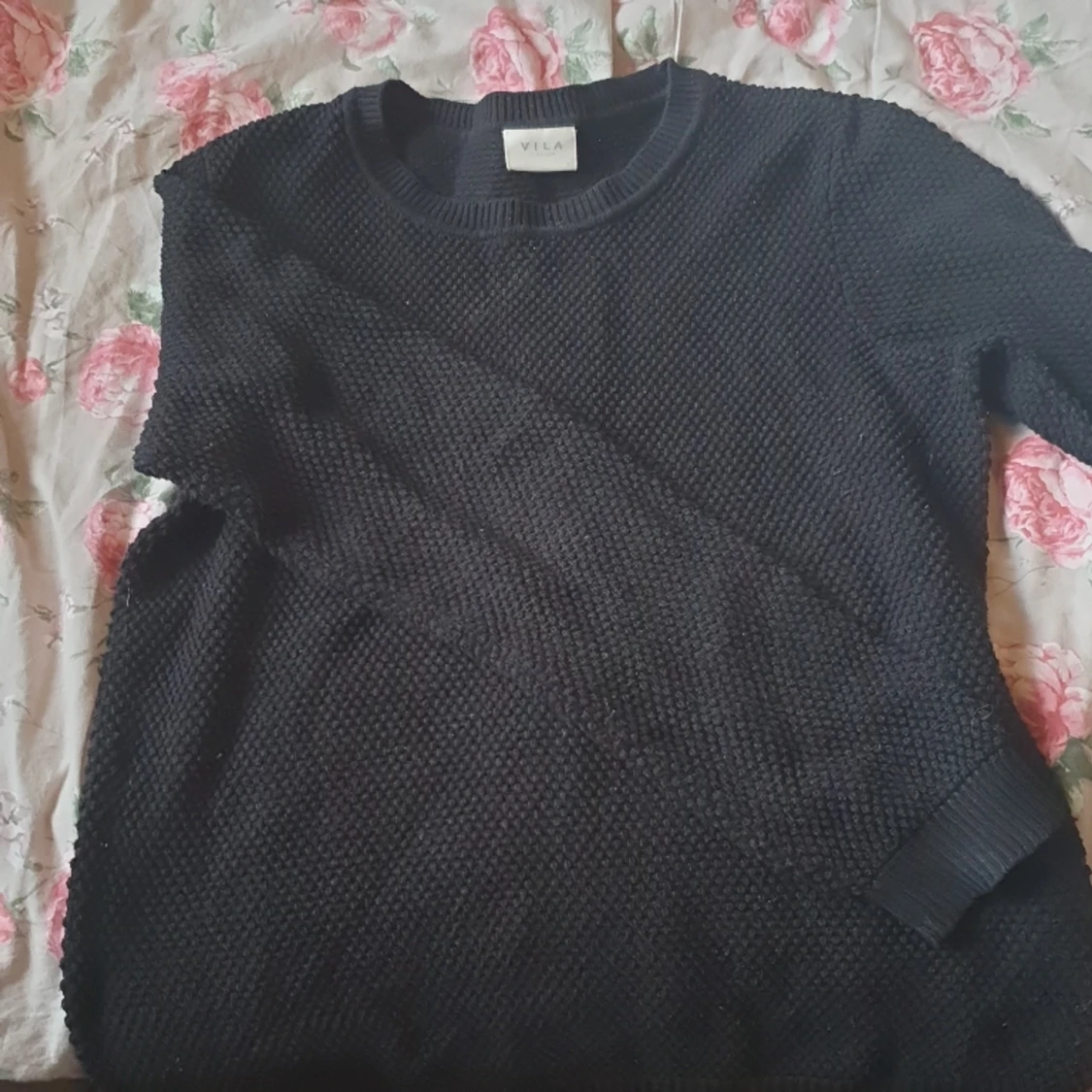 Svart tröja  - 90