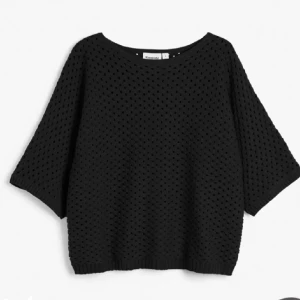 Hålig tröja - Fin hålig tröja från Kappahl, bra skick bara att fråga om fler bilder💕