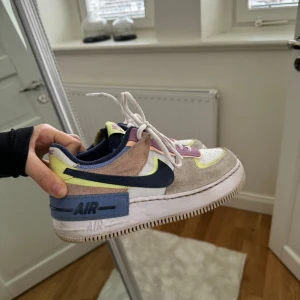 Nike skor  - Säljer mina favorit skor. Finns inte att få tag på längre. Köpta för 3000kr 