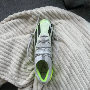 adidas - mycket bra skick