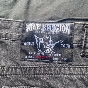 True religion jeans - Svarta true religon jeans, knappt använda, fråga om du undrar något
