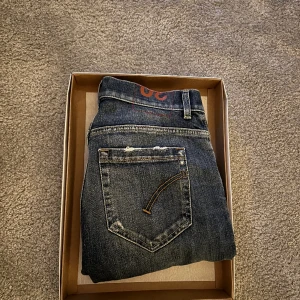 Dondup jeans - Ett par feta dondup jeans