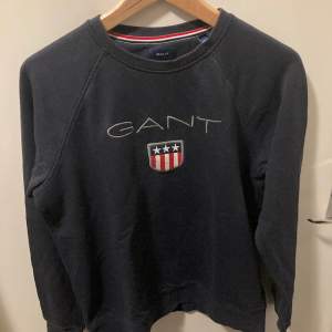Gant sweatshirt. Storlek 176. Skick 9/10.