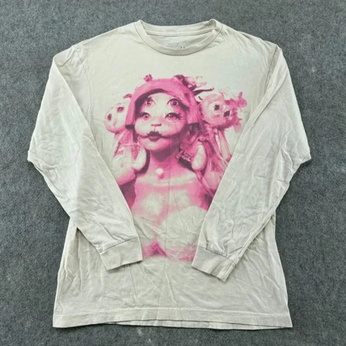 Melanie Martinez tour shirt