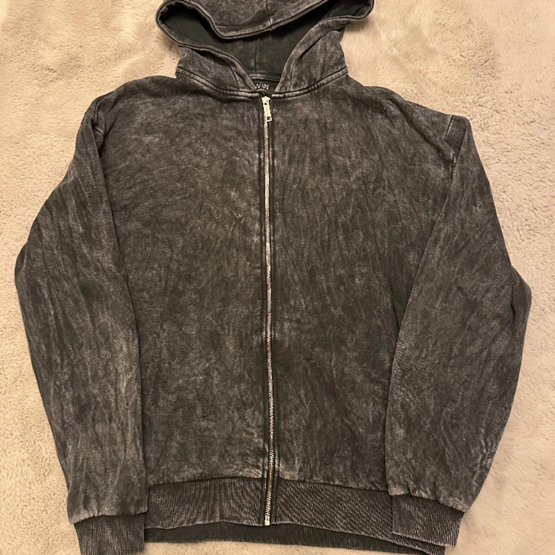 Kofta med tryck på baksida - 90