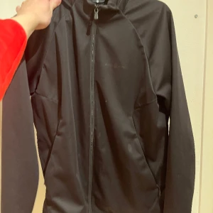 Först till kvarn Sail racing höst jacka - Skick 8/10 Använd en höst